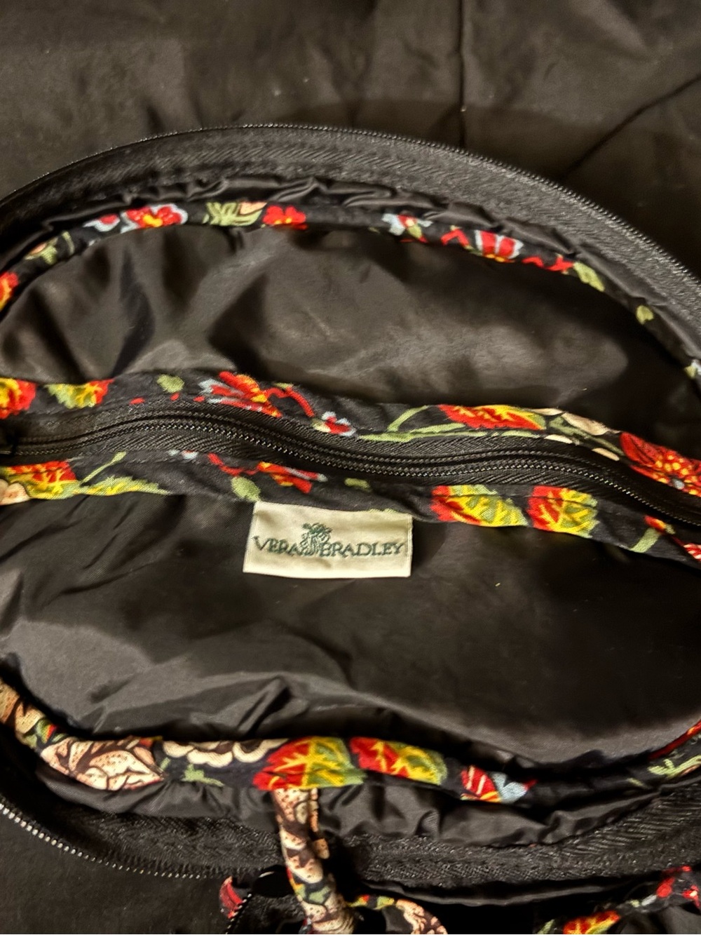 Vintage 2002 Vera Bradley Anastasia Round Travel Organizer Cosmetic Train Case - Picture 4 of 5